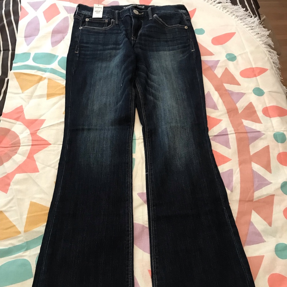 Express Barely Boot Mid Rise jeans Size 2S